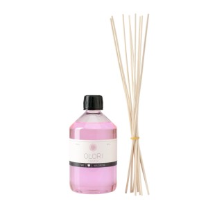 Olori Raumduft Wildrose 500 ml mit Duftöl und Rattanstäbchen als Geschenk.