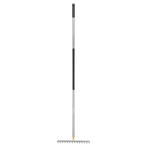 Fiskars Ergonomic Rechen mit Aluminiumstiel und 14 Zinken für Gartenarbeiten.