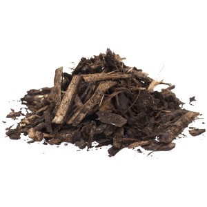 Haufen Floragard Universal Hochbeet Grundfüllung aus Rindenmulch und Holzfasern.