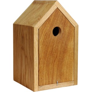 Braun gebeizter Design-Nistkasten aus Eichenholz mit Spitzdach und rundem Einflugloch.