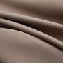 Taupefarbener Verdunkelungsvorhang aus Polyester, weich fallend mit feiner Webstruktur.