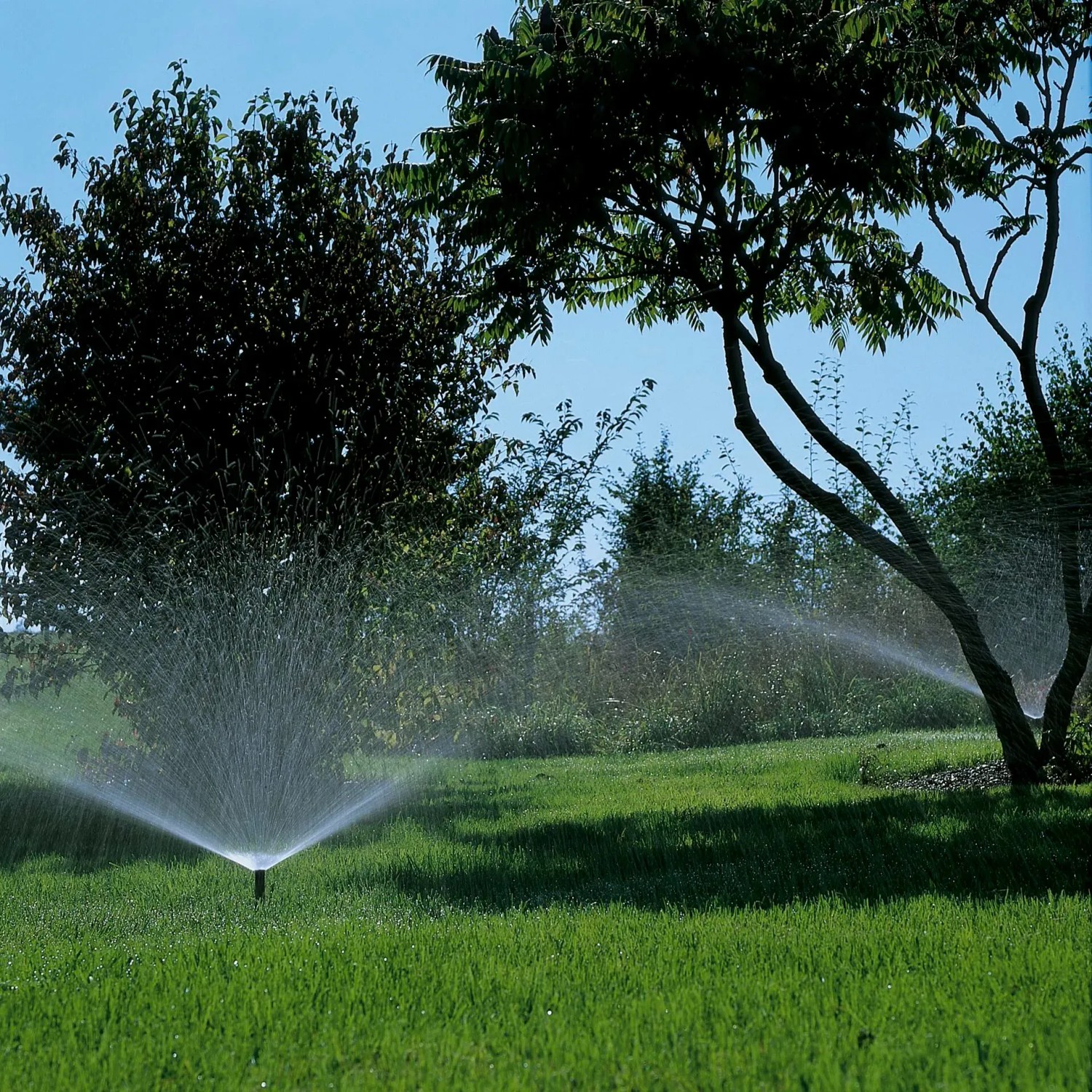 GARDENA VERSENKREGNER S 80/300 - FÜR RASENFLÄCHEN BIS 80 M² (3/4" AUSSENGEWINDE)