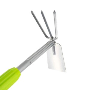 Galaflor Doppelhacke mit Teleskopstiel, Gartenhandgerät aus Stahl mit Anti-Rutsch-Griff.