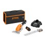 Stihl Akku-Strauchschere HSA 26 Set mit Akku, Ladegerät und Messern.