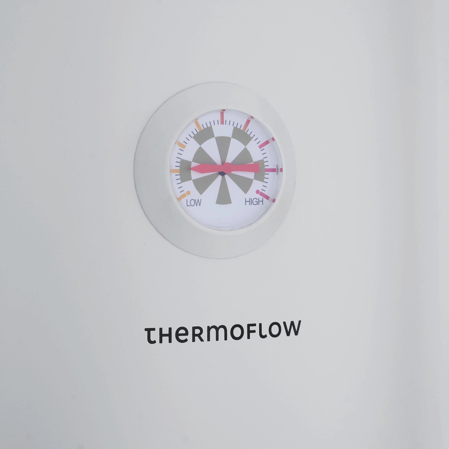 Detailaufnahme: Thermoflow Warmwasserspeicher DS50-15 Temperaturanzeige.