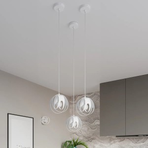 Weiße Sollux Lighting Hängeleuchte Tulos 3L im modernen Design für Wohnzimmer, Esszimmer und Küche.