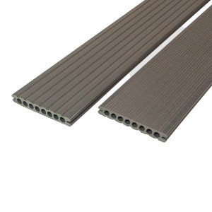 Rettenmeier WPC Terrassendielen Esche Grau, geriffelte Oberfläche, Hohlkammerprofil.