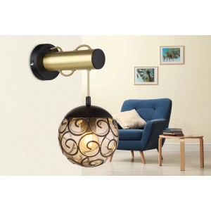 Moderne Wandlampe Fitz von Globo, schwarz-matt und goldfarben mit rauchfarbenem Schirm.