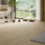Heller Vinylboden Parador Basic 5.3 Eiche Regent Beige im modernen Fitnessraum.