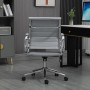 Hellgrauer Svita Office Comfort Bürostuhl mit niedriger Rückenlehne und Chromgestell.