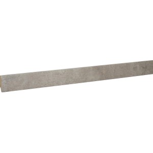 Sockelleiste in Zementestrich Sand Optik, 58 mm hoch, 2400 mm lang.