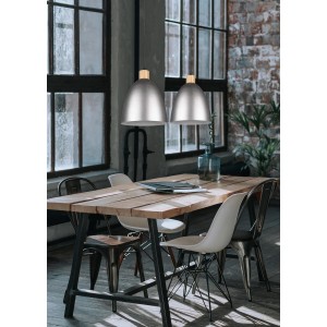 Nickel-farbene Reality Pendelleuchte Jagger, 25 cm, im Antik-Look über Esstisch.