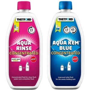 Thetford Duopack: blaue Aqua Kem Blue (0,78 l) und pinke Aqua Rinse (0,75 l) Flasche für Campingtoiletten.