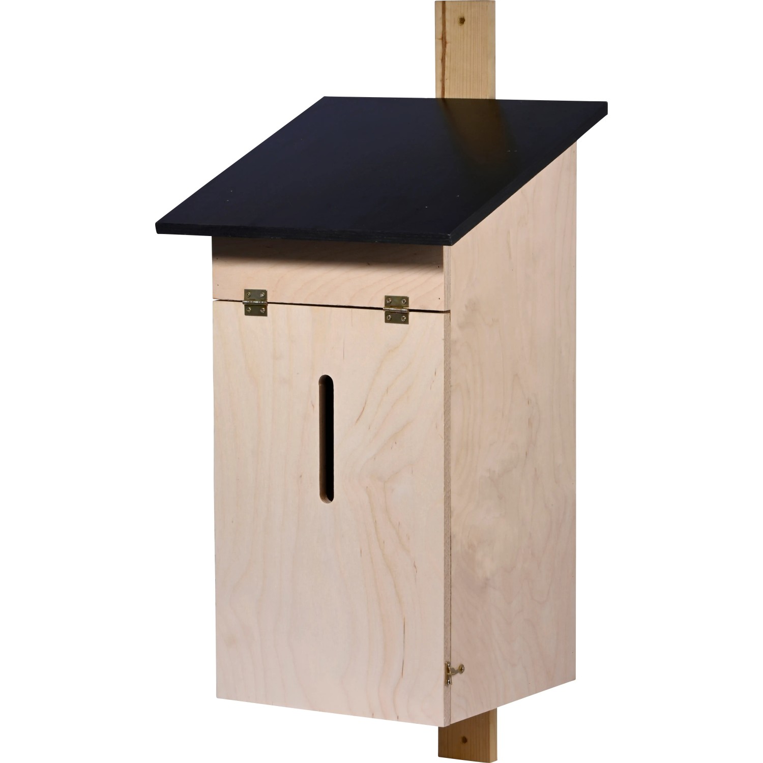 Dobar Hornissenkasten aus Holz mit schwarzem Dach, montiert an einer Holzwand. Nützlingsheim für den Garten.