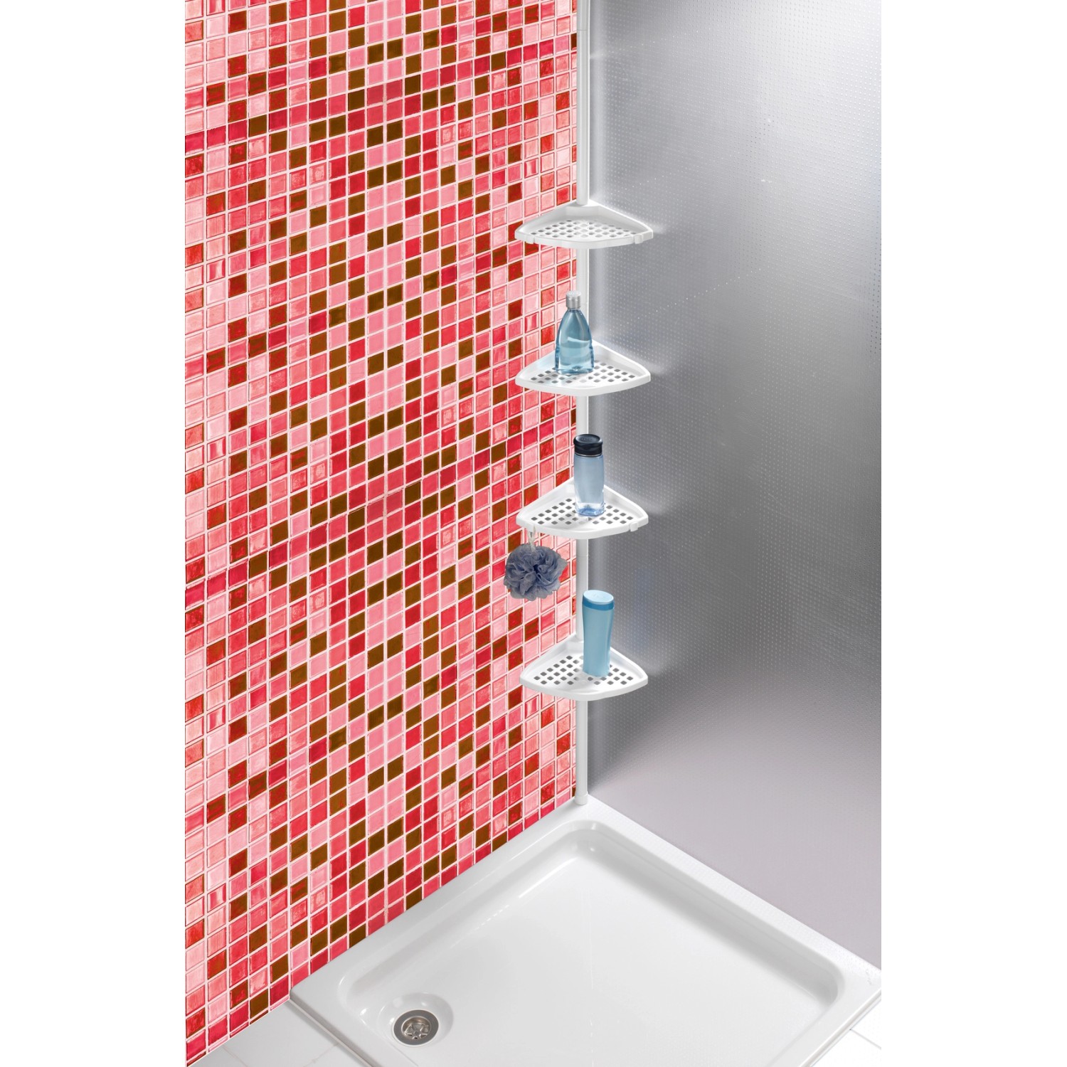 Wenko Teleskop-Eckregal Opal, weißes Bad-Wandregal mit vier Ablagen in Dusche.