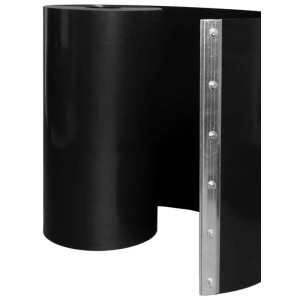 Schwarze HDPE Rhizomsperre, 70 cm breit, 2 mm stark, mit silberner Verschlussschiene. Begrenzt Wurzelwachstum von Bambus.