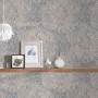 Vliestapete Barock Vintage in Beige und Blau mit floralem Muster.