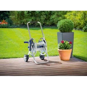 LUX Schlauchwagen Comfort aus Metall ohne Schlauch im Garten. Gartenschlauchwagen mit verstellbarem Griff.