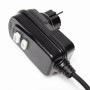 Schwarzer Stecker der Wärmepumpe Mini für Pools mit Reset- und Testknopf.