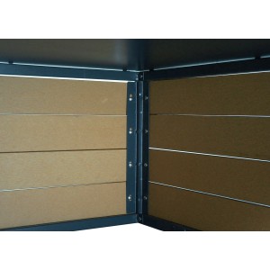 Detailansicht: MCW XL Mähroboter-Garage L45 in Eiche-Optik, Witterungsschutz.