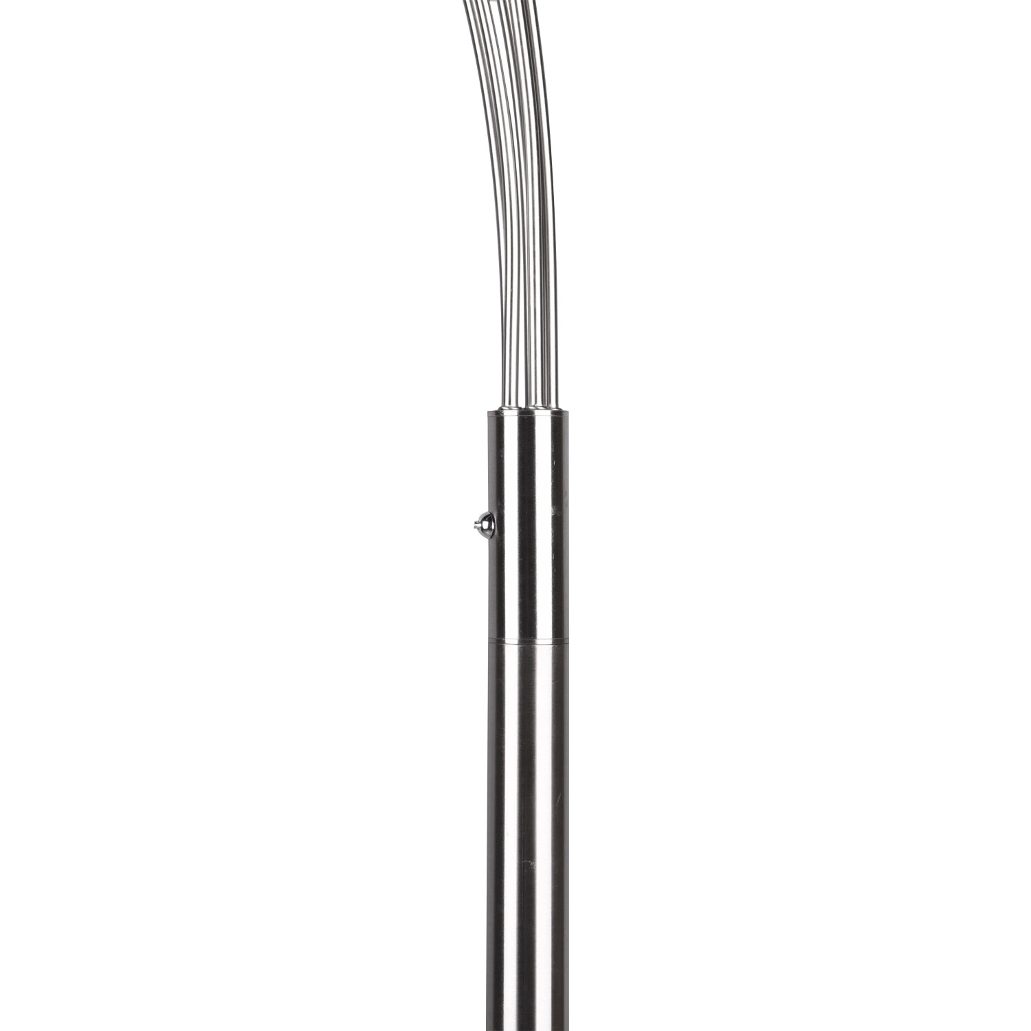 Detailaufnahme der Reality LED Stehleuchte Reed in Nickel matt. Design-Stehlampe mit fünf Leuchten.