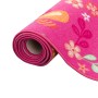 Gerollter, pinker Kinderteppich mit Schmetterlingen und Blumen, Snapstyle, 80x240cm.