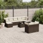 Braune 10-tlg. vidaXL Garten-Sofagarnitur aus Poly Rattan mit cremeweißen Kissen auf einer Terrasse.