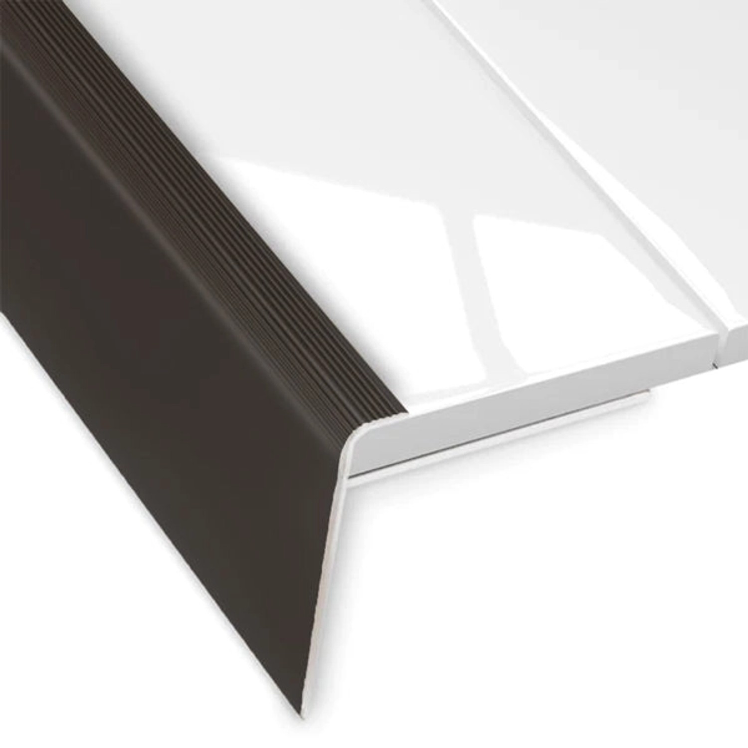 KARAT Stufenkantenprofil Safety, Form F, Bronze Dunkel, 90cm. Treppenkantenprofil für sicheren Halt.