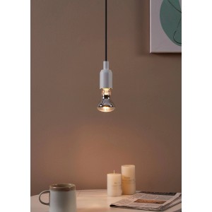 Dimmbares Eglo E27 LED Leuchtmittel R63 5,5W in Reflektorform mit warmweißem Licht.