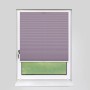 Fliederfarbenes Plissee 90x210 cm am Fenster, blickdicht und ohne Bohren montiert.