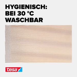 Nahaufnahme des tesa Insect Stop Fliegengitters, feinmaschig und bei 30°C waschbar. Anthrazit für Fenster.