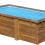 Rechteckiger Gre Echtholzpool Marbella mit Leiter, braunem Holz und blauem Wasser.