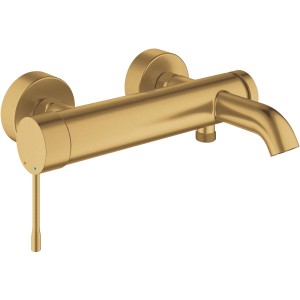 Grohe Essence Wannenarmatur in gebürstetem Goldton für die Wandmontage.