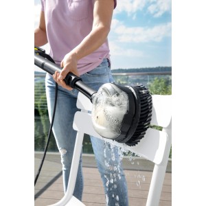 Kärcher Waschbürste Wechselaufsatz Home & Garden für WB 120/100 im Einsatz.