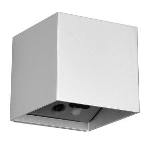 Titanfarbene Reality LED-Akkuwandleuchte Genie für den Außenbereich mit Bewegungsmelder.