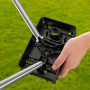 Gardena Regner-Stativ: Aufbau des Dreibein-Stativs für eine erhöhte Gartenbewässerung.