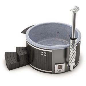 Finntherm Badefass Stockholm mit Thermoholz, Whirlpool, Ofen und Treppe.