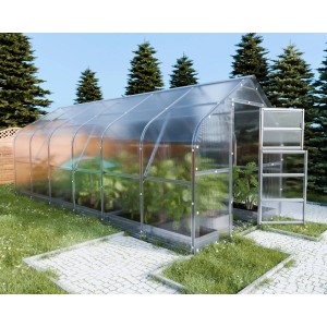 Klasika Drop Gewächshaus 15m² mit Polycarbonat-Abdeckung im Garten.