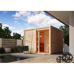 Karibu Saunahaus Jasper aus Holz mit Glastür und drei Saunabänken im Garten.