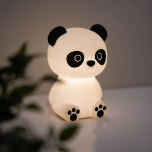 Dimmbares LED Nachtlicht Paddy Panda für Kinderzimmer mit Timer und Farbwechsel.
