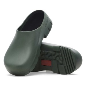 Thyme Green Birkenstock Super Birki 2.0 PU Clog, robuster Arbeitsschuh mit profilierter, rutschfester Sohle.