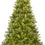 Grüne LED Kunsttanne Nagano, 180 cm hoch, mit warmweißen Lichtern für weihnachtliche Stimmung.
