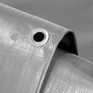 Graue, wasserdichte PE Abdeckplane mit stabiler Aluminium-Öse. Robustes Abdeckmaterial für vielseitigen Schutz.