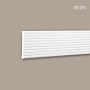 Weiße PROFHOME Wand- und Friesleiste (Set mit 12 Zierleisten) auf beiger Wand.