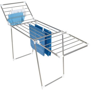 Wenko Wäscheständer Herkules aus Edelstahl mit Wäsche behangen.