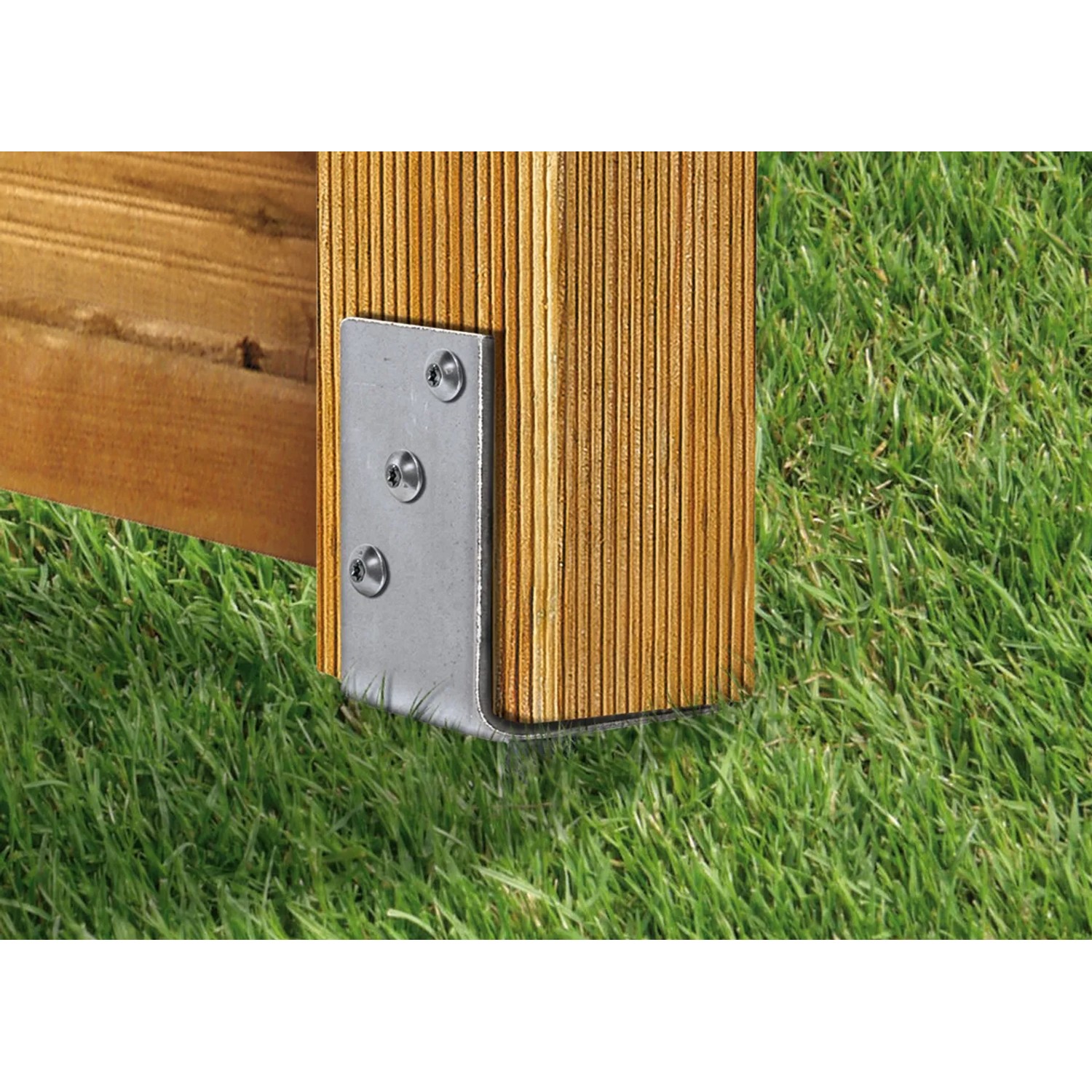 Spax Zaunverbinder aus Metall am Holzpfosten befestigt, 4er-Set für Zaunbau.
