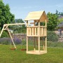 Karibu Kinderspielturm Lotti mit Doppelschaukel aus Holz im Garten.