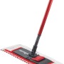 Vileda Wischmat Extra Flachwischer mit rotem Teleskopstiel und Mikrofaser-Wischbezug.