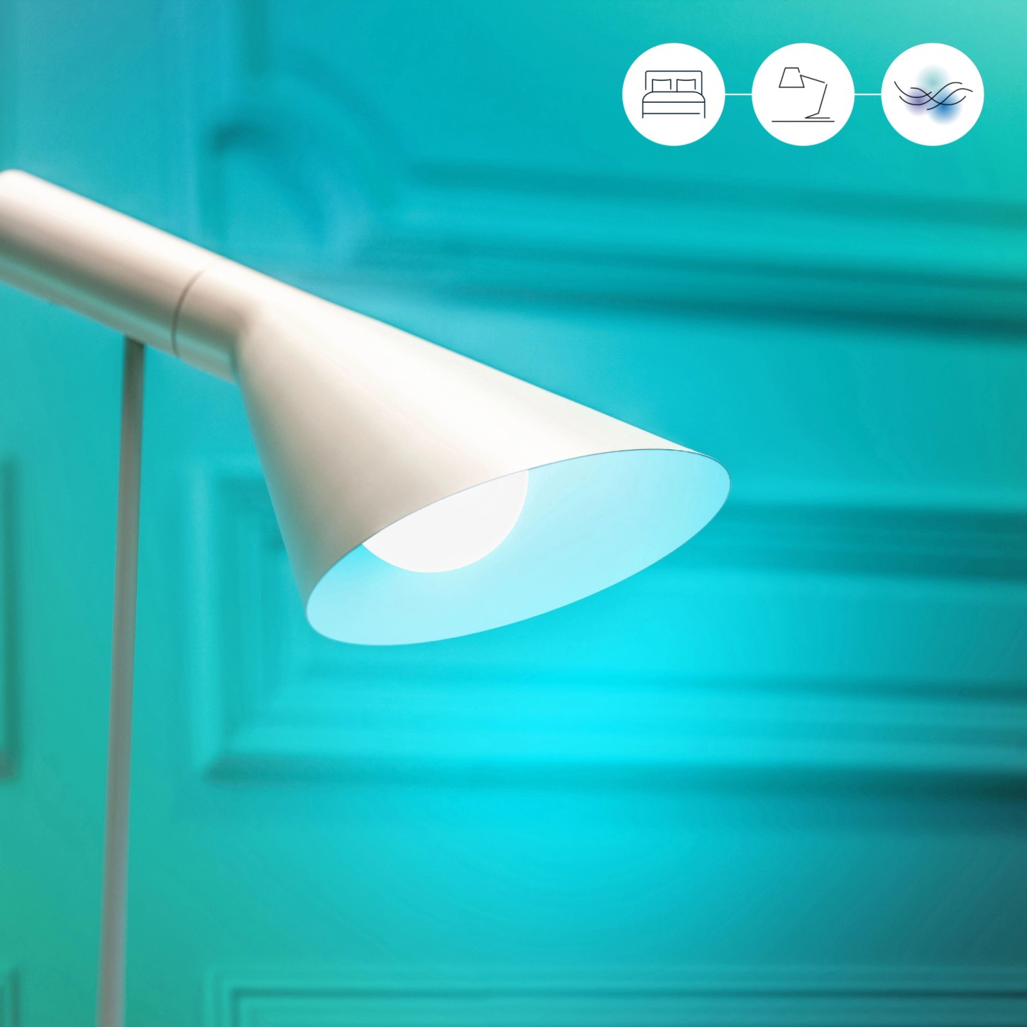 WiZ Smart Starter-Set: 2 E27 LED-Lampen mit Fernbedienung in farbigem Licht.