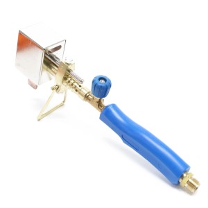 Robuster Hammerlötkolben mit Kupferkolben, blauem Griff und Messingteilen für Dacharbeiten.